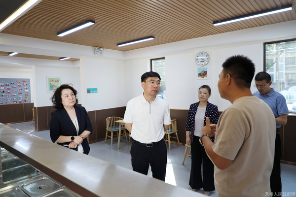 孟帅调研全区综合养老服务工作